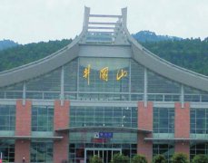 井岗山火车站铝单板工程案例
