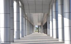 双曲铝单板加工工艺分析