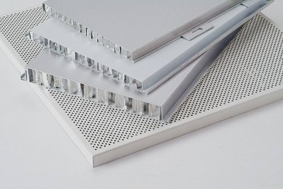 环保美观的绿色新型建材铝蜂窝板